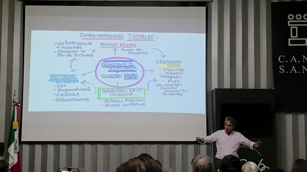 Whats_App_Image_2025_10_19_at_10_22_02_PM_9b41a1ea51