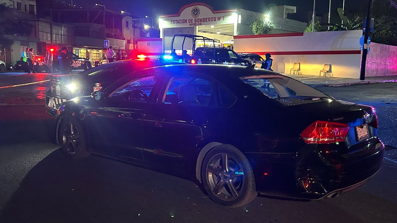 Persecución termina con dos detenidos en Monterrey