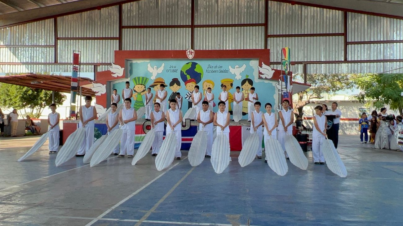 Niños piden paz durante festejo por el 80 aniversario de la ONU