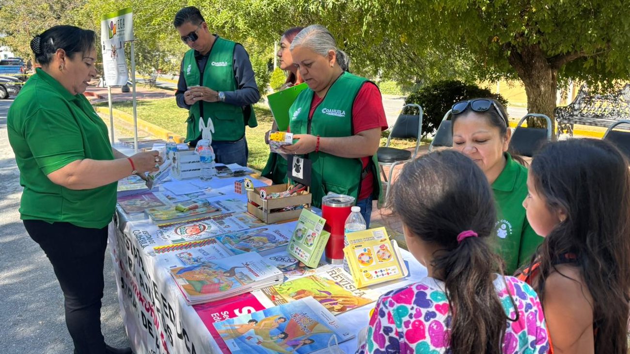 Salud acerca más de 20 servicios gratuitos a familias de Parras