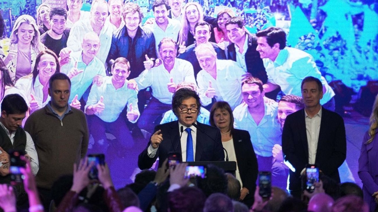 Whats_App_Image_2025_10_27_at_8_19_48_PM_925c2f25ca