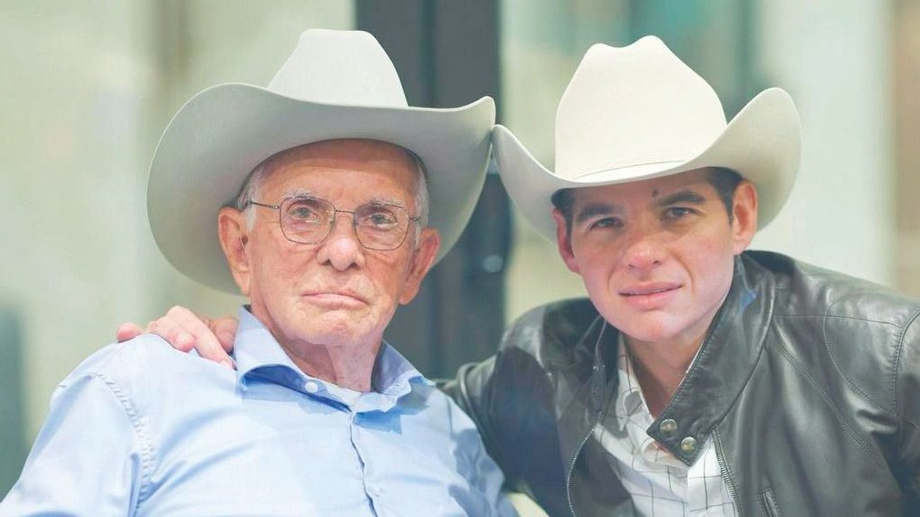 Whats_App_Image_2025_10_28_at_1_04_36_AM_dd8c65d0e9