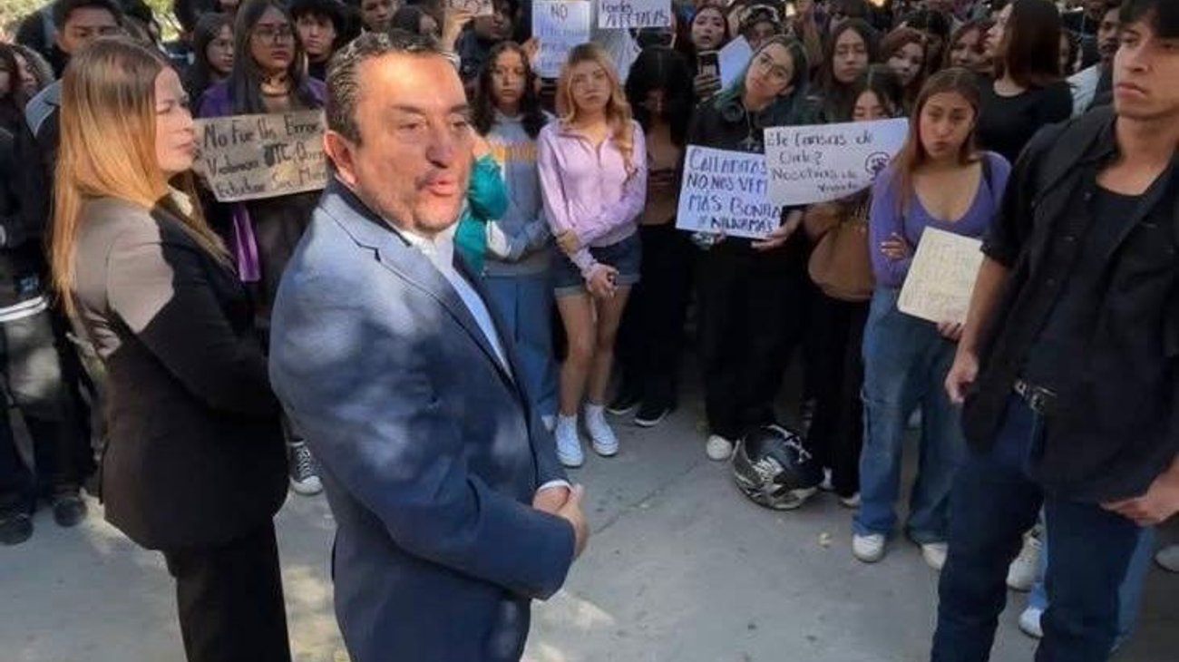 Expulsan a estudiante acusado de espiar a compañeras en la UTC