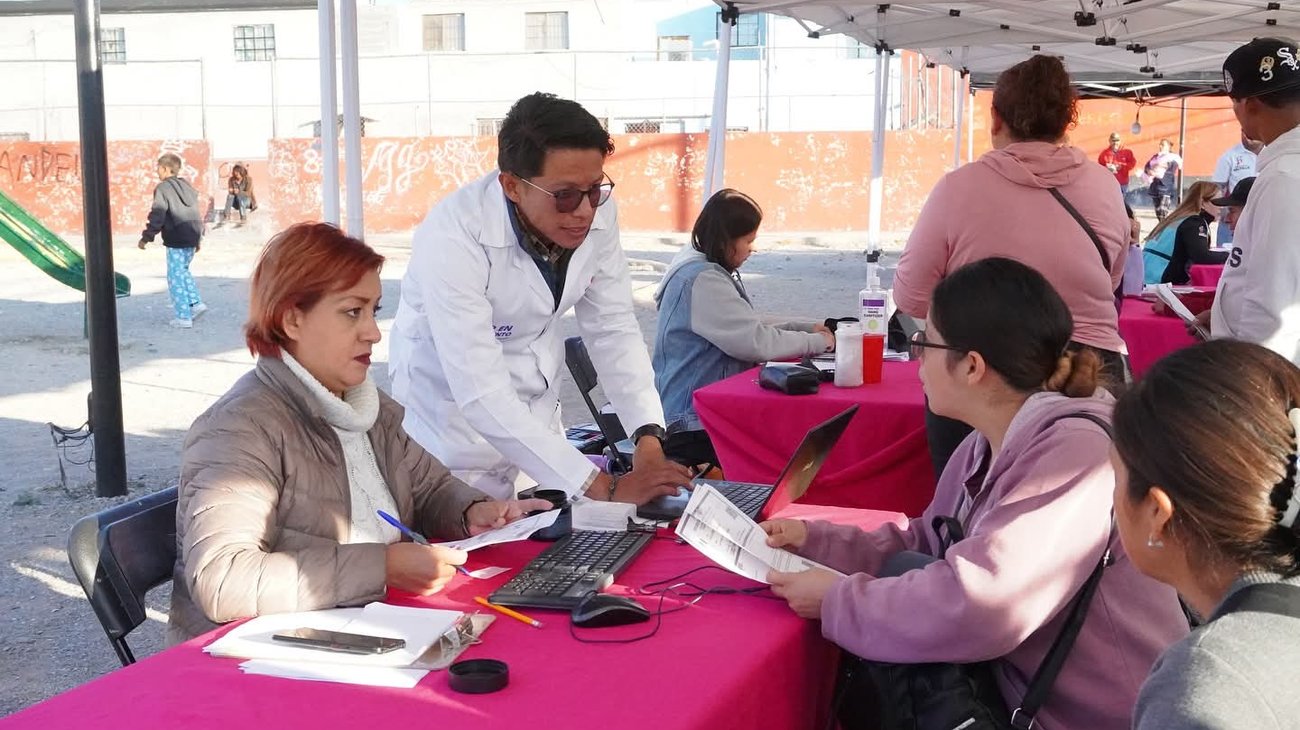 DIF Saltillo acerca salud gratuita a la colonia El Álamo