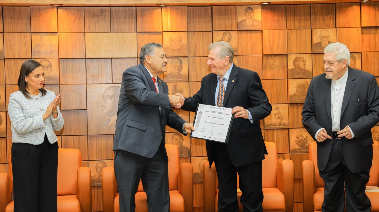 Whats_App_Image_2025_11_05_at_1_18_25_AM_1_8031d8a66e