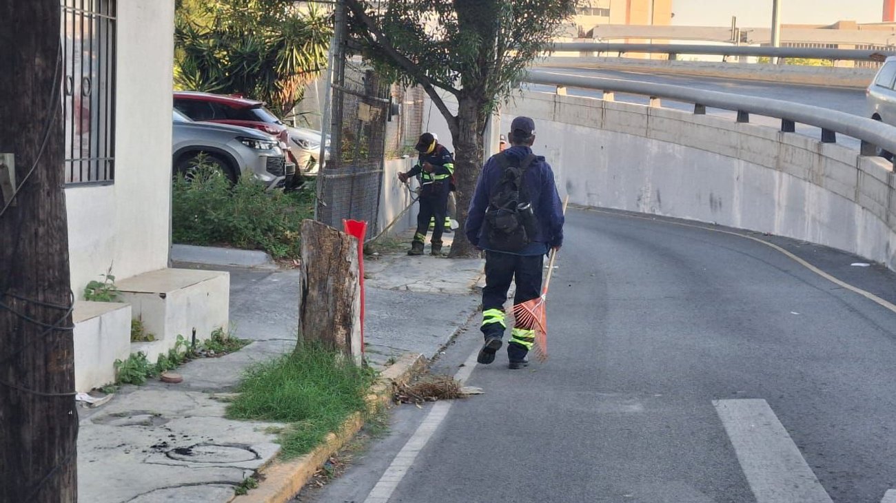 Refuerza Monterrey limpieza en alrededores de la Basílica