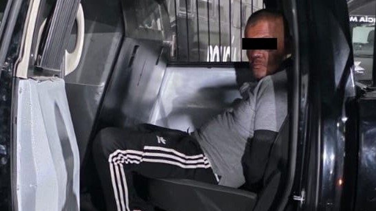 Detienen a hombre por agredir a adulto mayor 