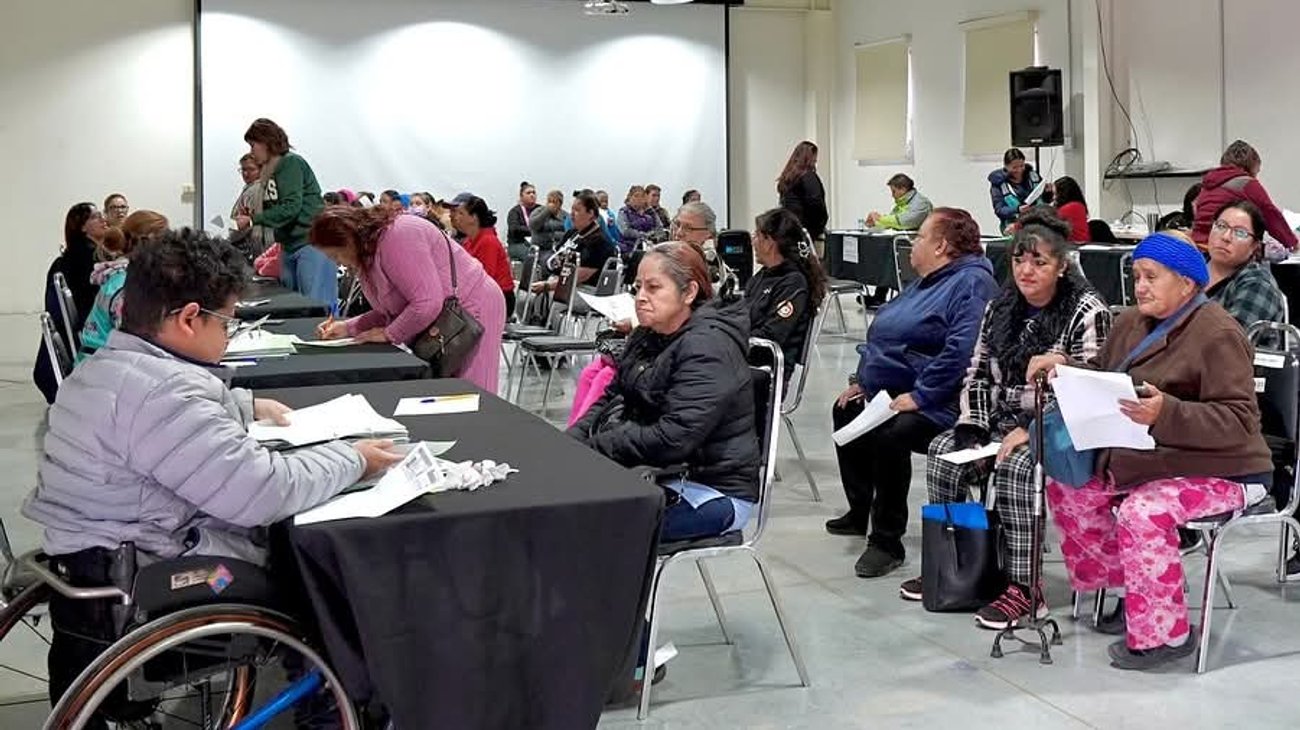 DIF Saltillo entrega ‘Apoyos de Corazón’ a familias vulnerables