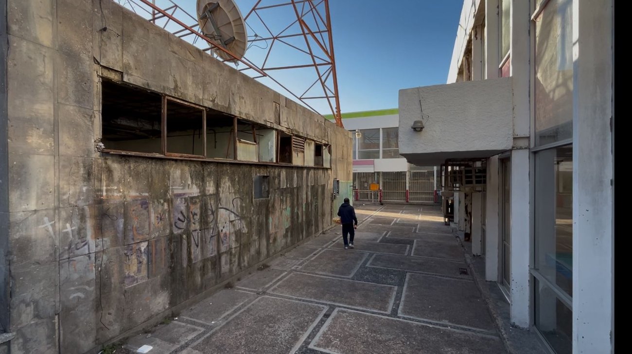 Alumnos homenajean a carteros y exponen carencias del oficio