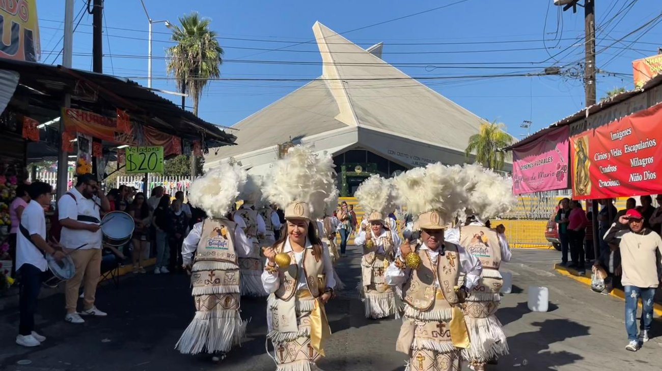 Llenan peregrinaciones la Basílica a un mes del Día de la Virgen