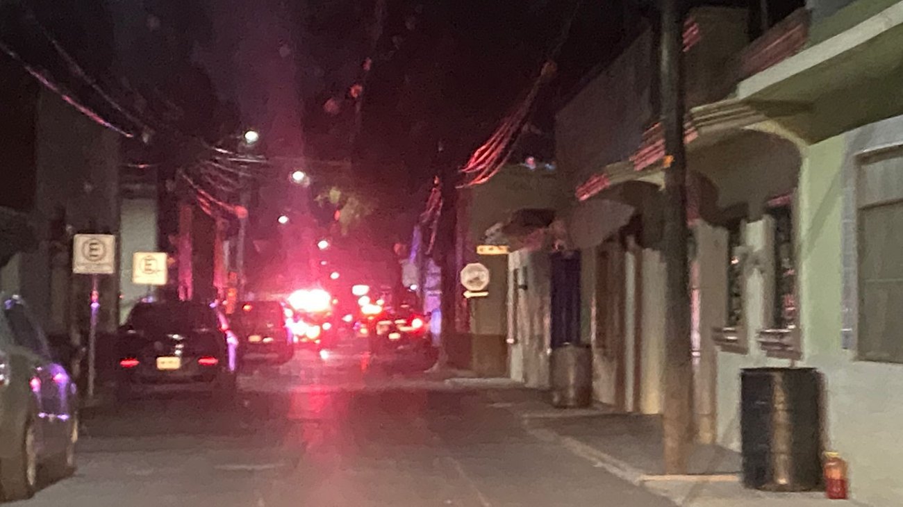 Hombre muere tras ataque a balazos en Linares