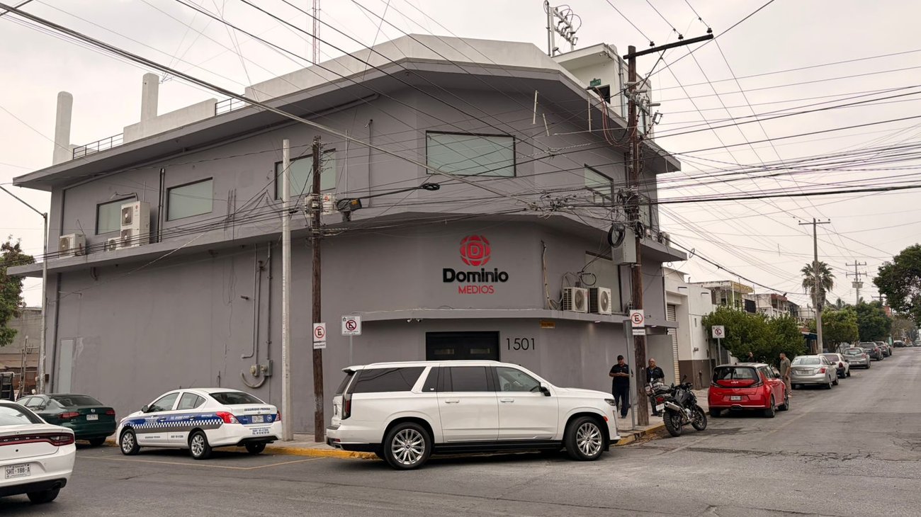 Extorsionan a medios locales y roban $300 mil pesos