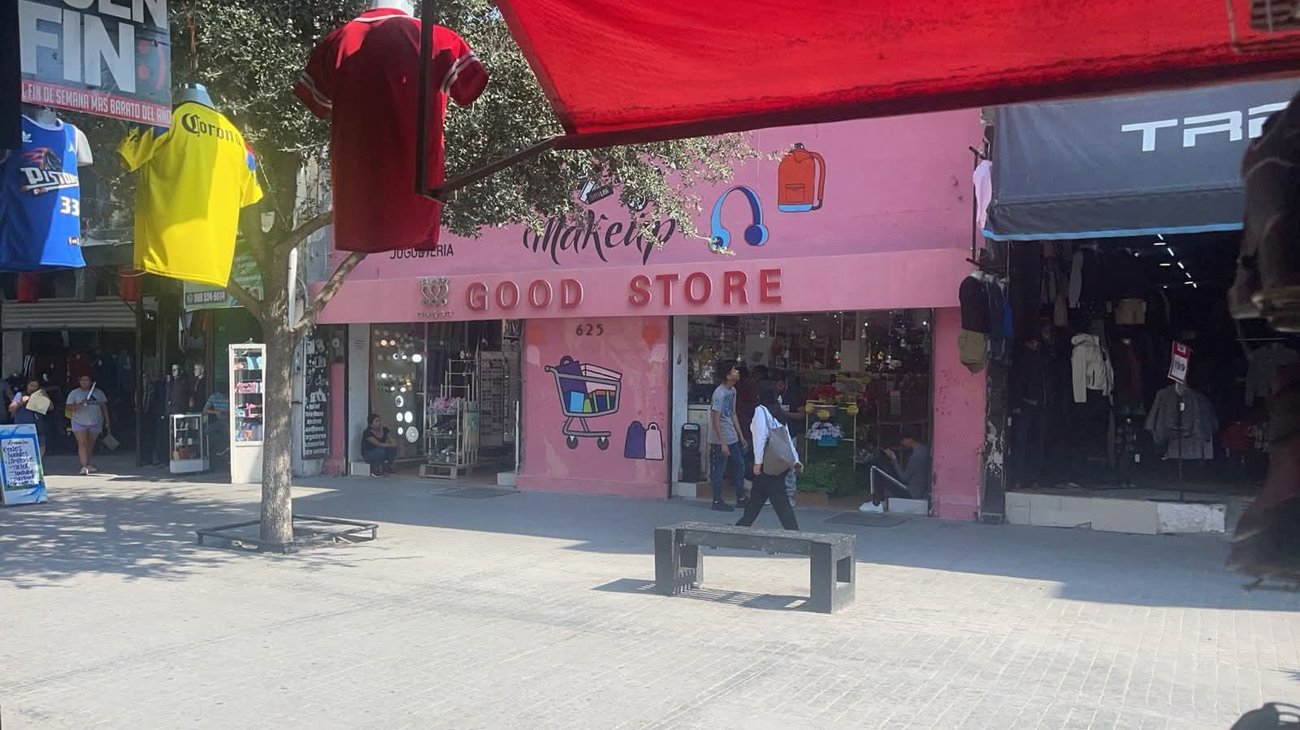 Realizan operativos en tiendas de productos chinos en Reynosa