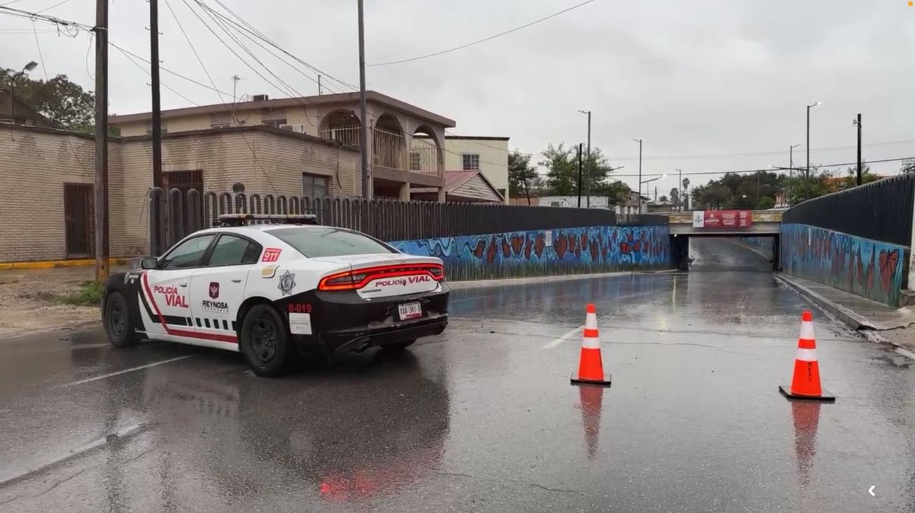 Lluvia provoca encharcamientos y caos vial en Reynosa