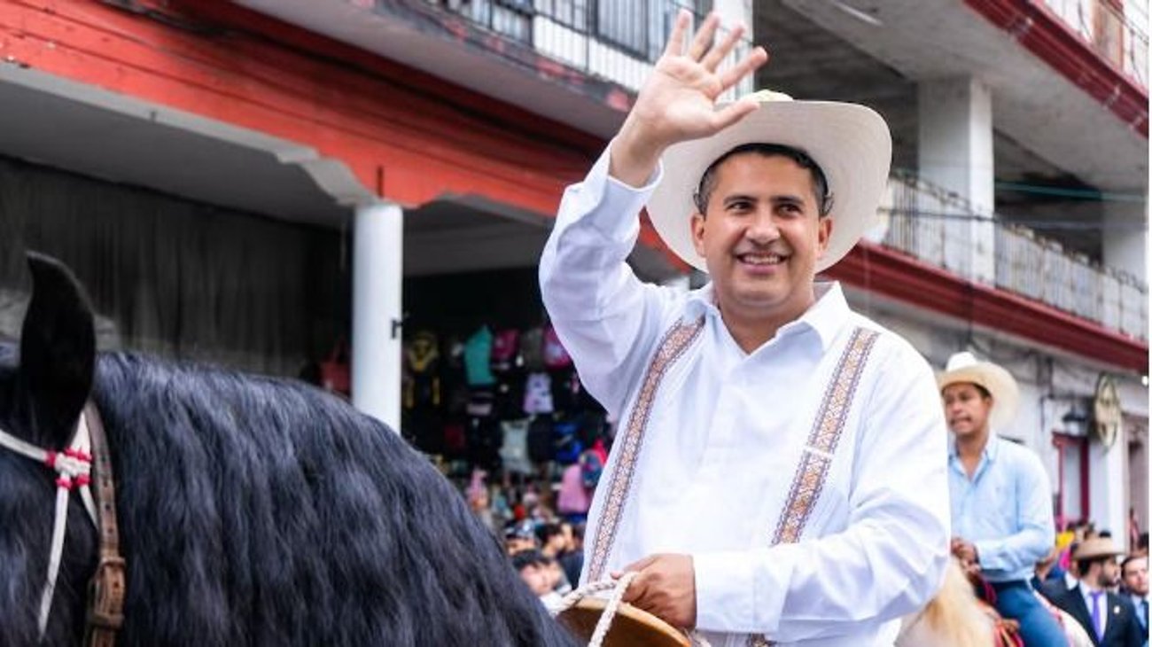 Whats_App_Image_2025_12_02_at_1_34_21_AM_972f1df3b5