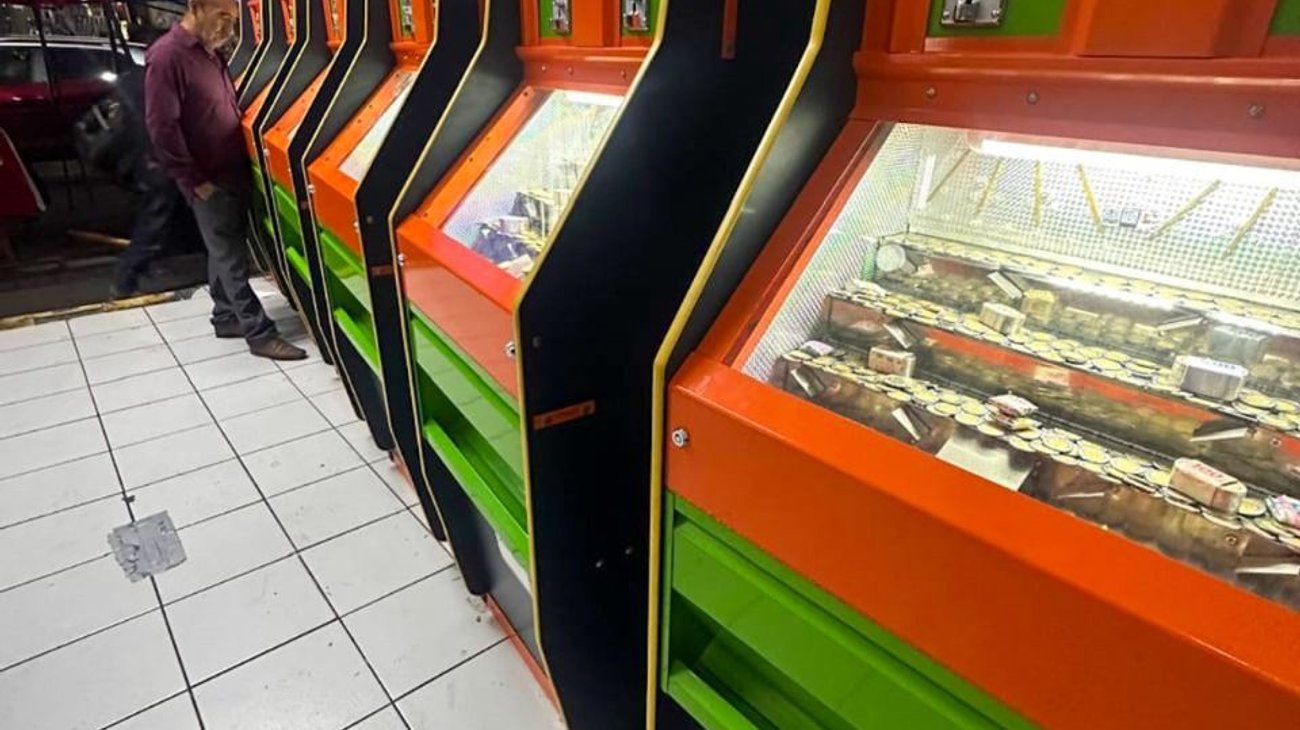 Suspende Monterrey a ocho locales con máquinas tragamonedas