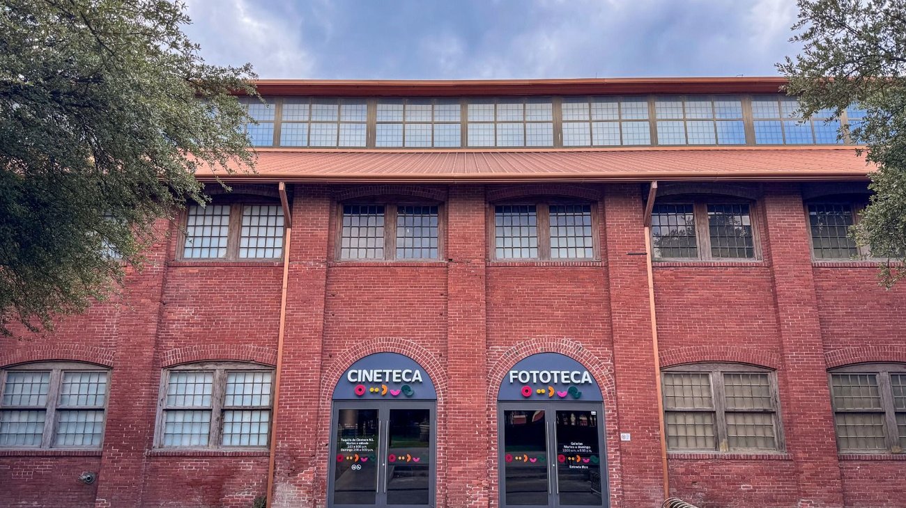 Whats_App_Image_2025_12_19_at_1_04_10_AM_c68d06e0fb