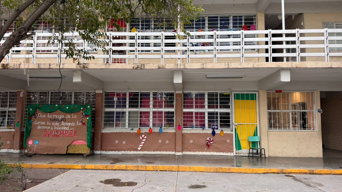 Escuelas ajustan dinámicas por frío; a secundaria asisten más