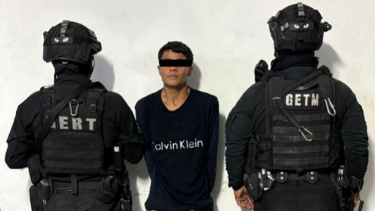 Detiene Policía de Santa Catarina a hombre con drogas