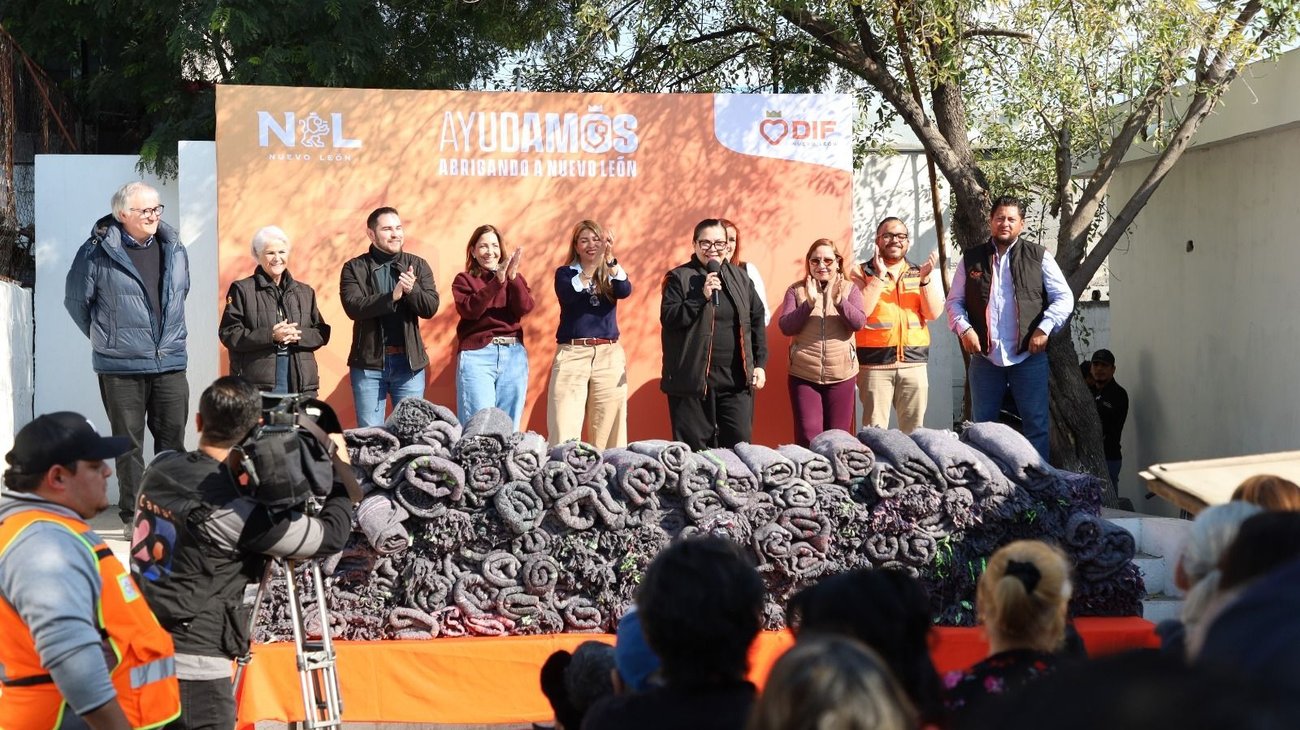 Entrega DIF estatal 600 cobijas ante pronóstico de más frío 