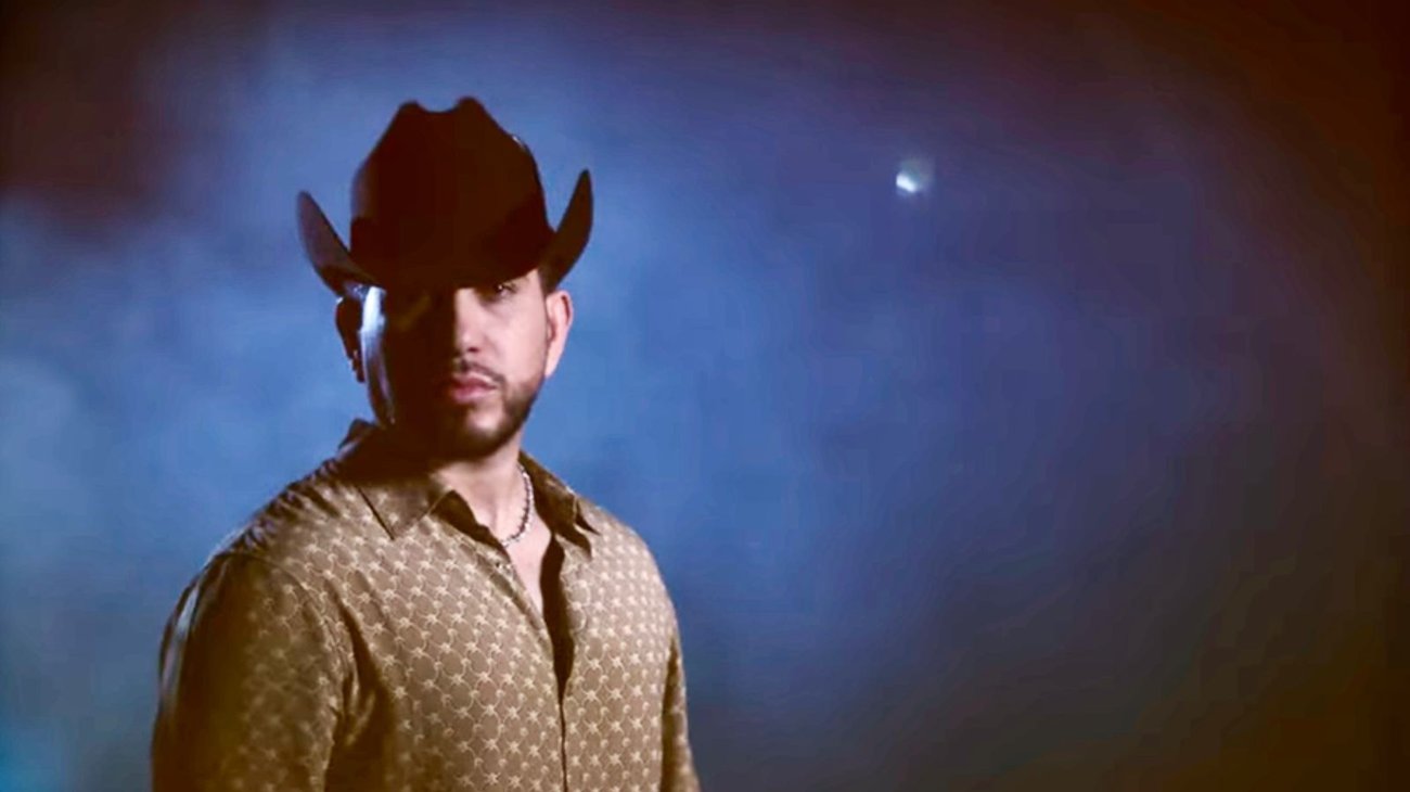 Regresa El Bebeto a la música con su sencillo “Hombre de Piedra”