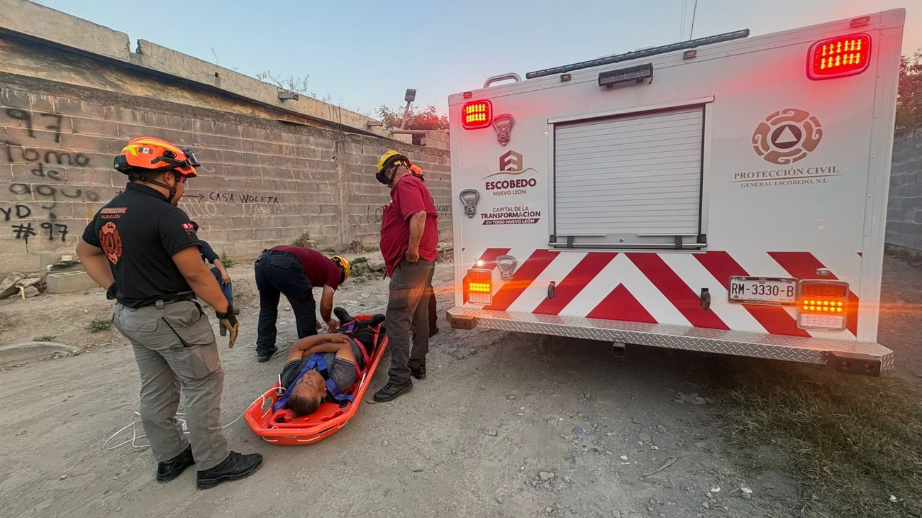 Moviliza caída de dos personas al Río Pesquería en Escobedo