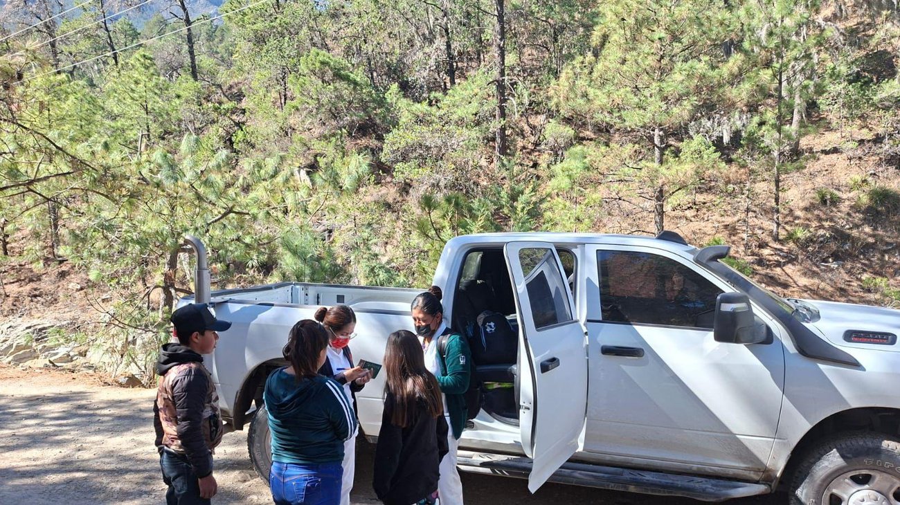Escala IMSS NL la Sierra Madre para vacunar a comunidades remotas