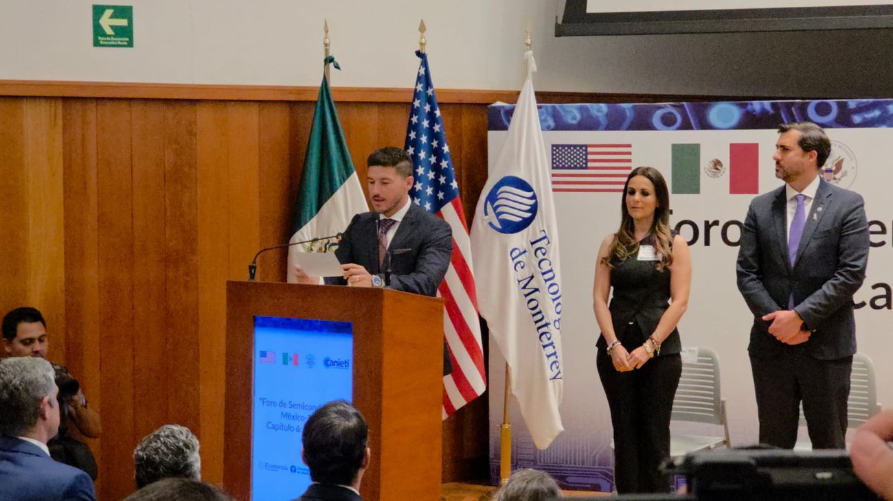 Anuncia Samuel García polos para industria de semiconductores