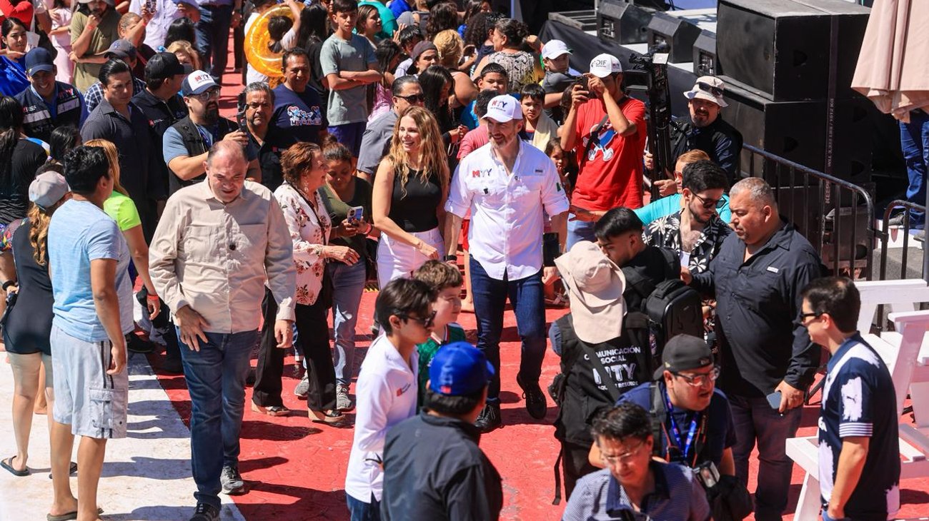 Arranca Adrián de la Garza temporada acuática en el Parque España