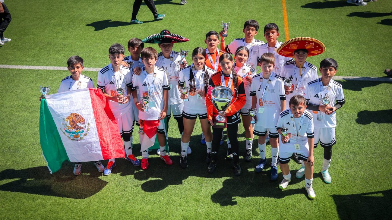 Equipo U-14 de NL logra título internacional de futbol en Madrid