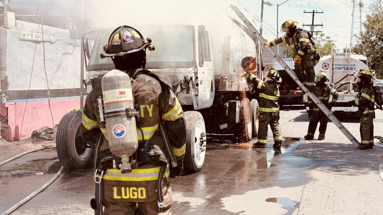Se incendia camión recolector de basura en la colonia Moderna
