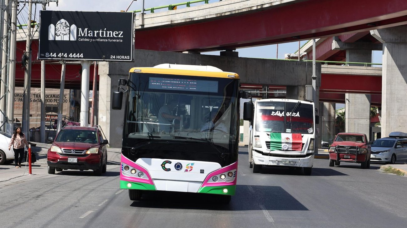 Plantean transporte público gratuito en Torreón