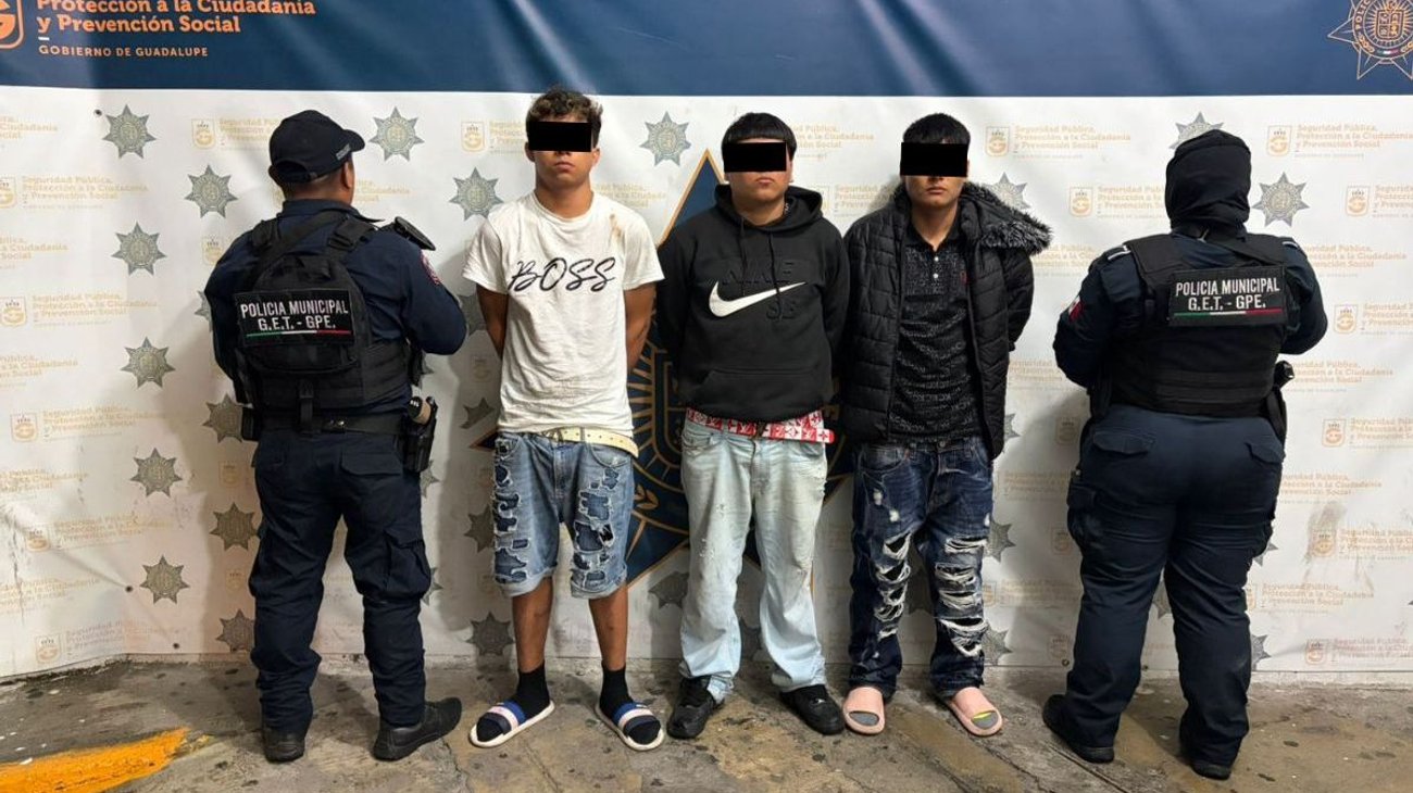 Agresión a policías termina con tres detenidos en Guadalupe
