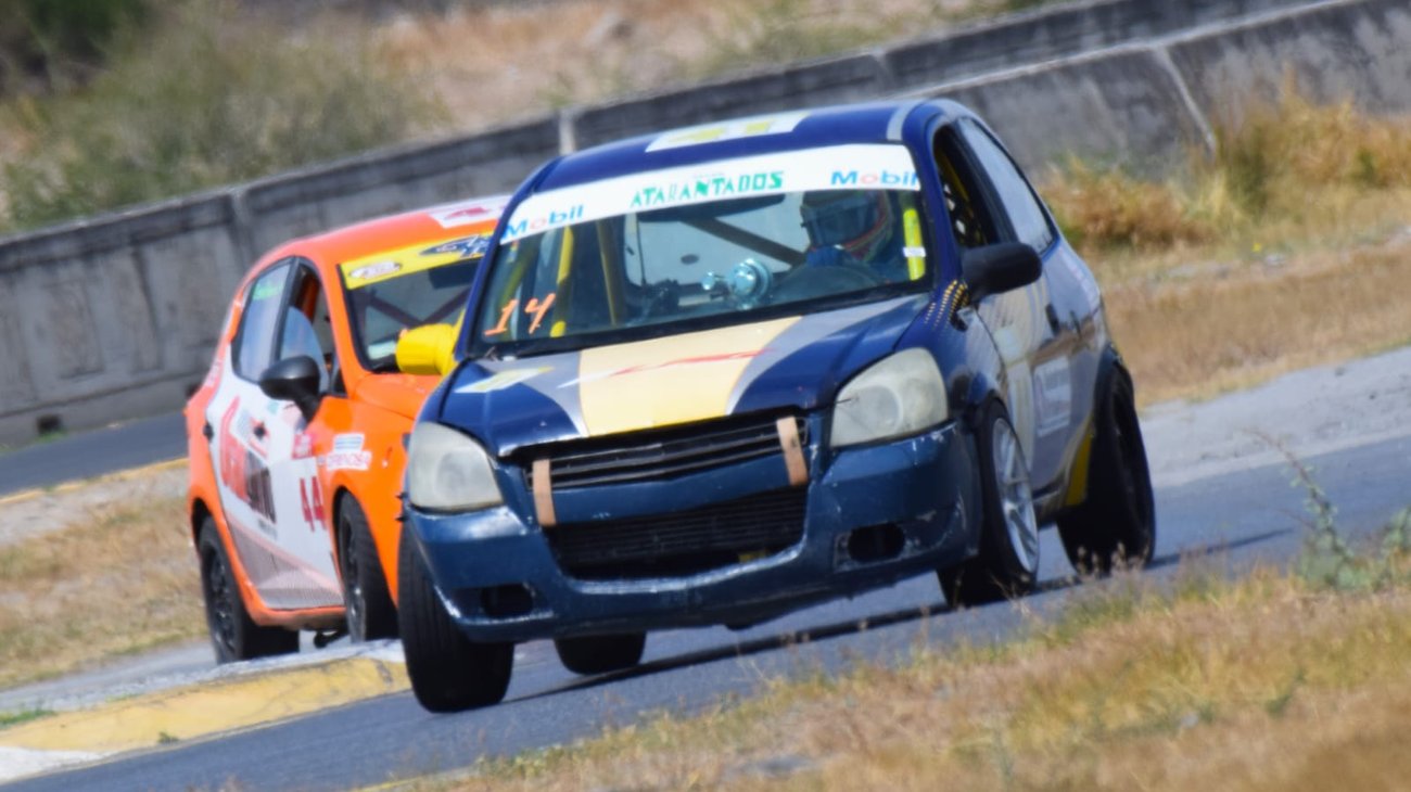 Motores rugen en Monterrey con segunda fecha de la Serie Turismo