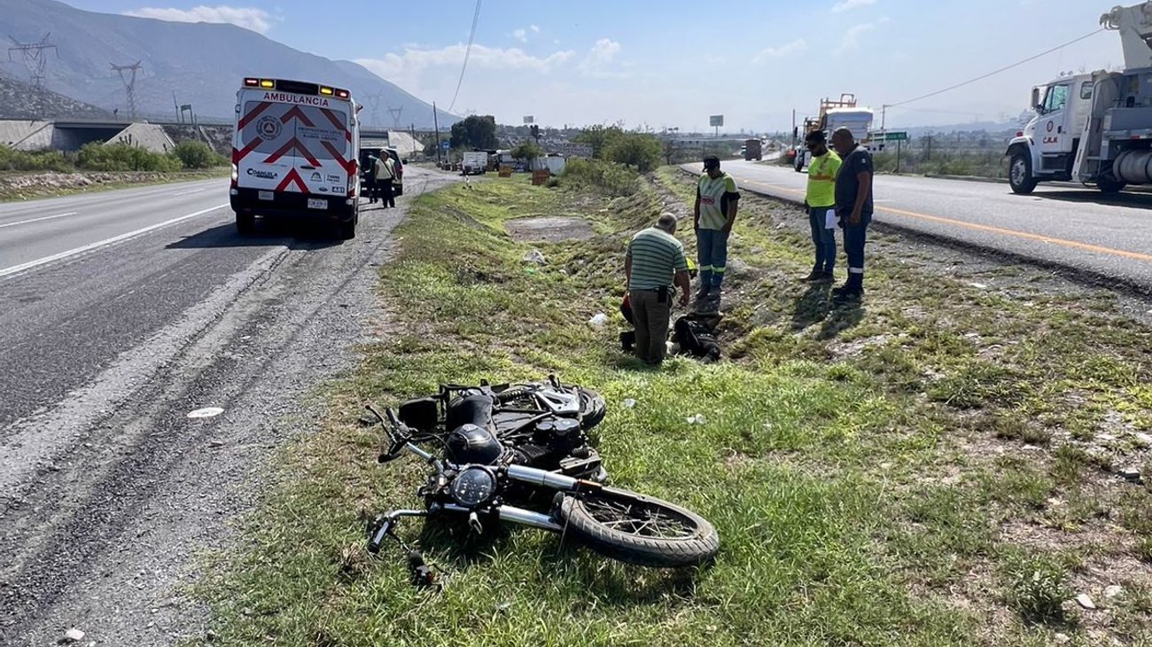 Motociclista resulta lesionado tras accidente en carretera