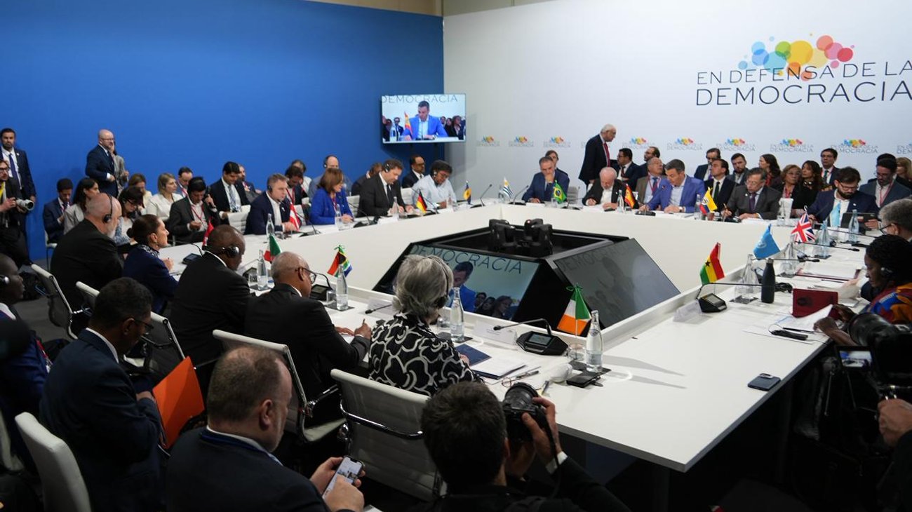 Claudia Sheinbaum propone en cumbre global reducir gasto militar