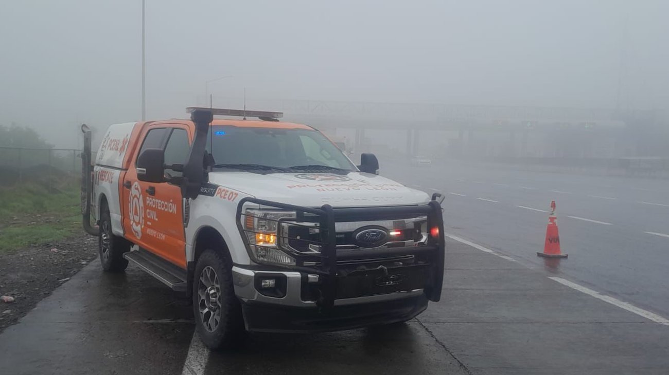 Activan operativo por lluvias y neblina en Nuevo León