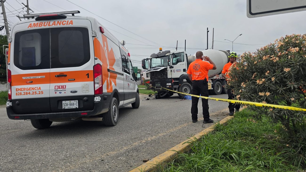 Motociclista pierde la vida tras ser aplastada en Cadereyta