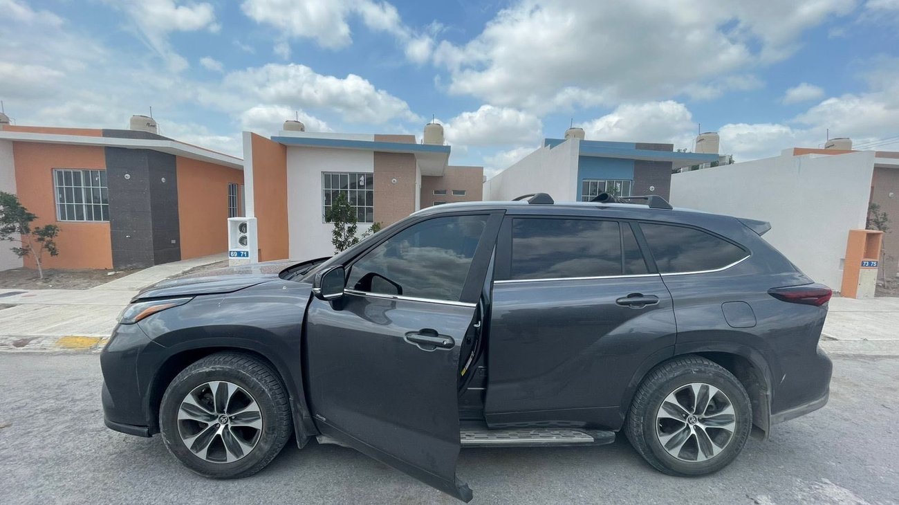 Decomisan en operativo coordinado armas y drogas en Matamoros
