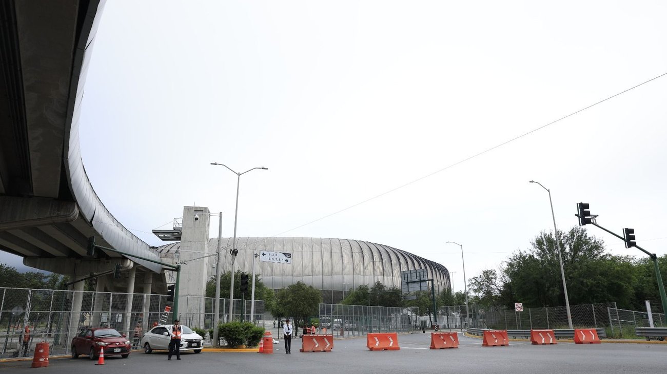 Guadalupe activa cierres viales junto al estadio por adecuaciones