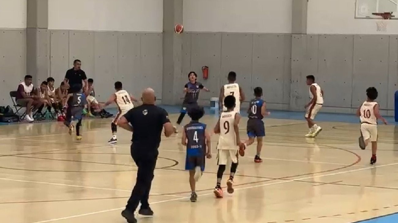 Padres denuncian falta de apoyo a equipos de básquetbol