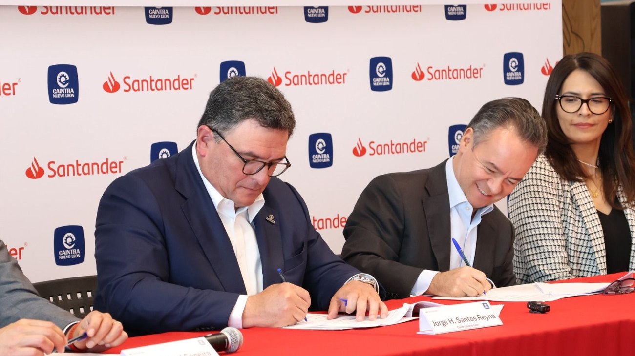 Firma CAINTRA alianza en apoyo de las PyMEs industriales