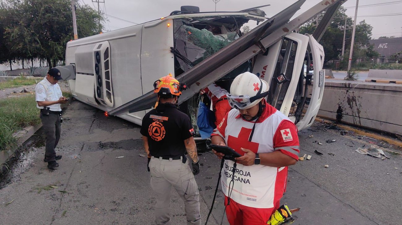 Muere una persona tras volcadura en avenida De La Concordia