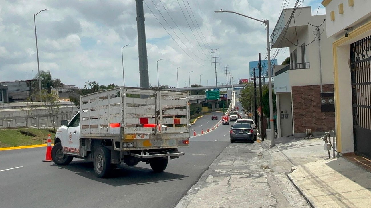Renuevan señalética vial en Guadalupe previo al Mundial 2026