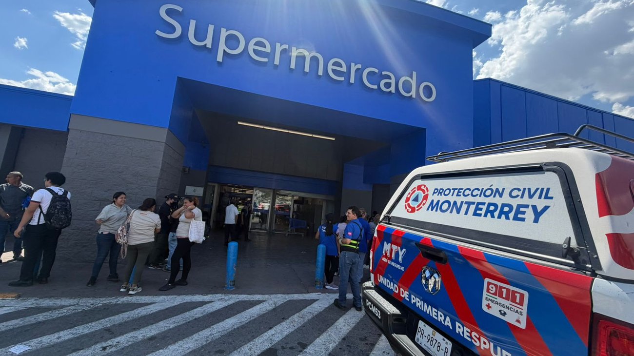 Desalojan a 306 personas tras fuga de gas en supermercado