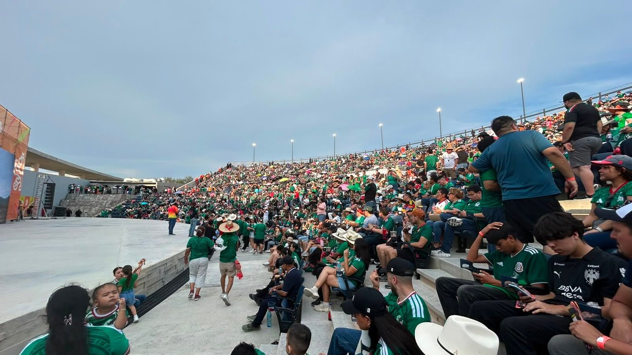 Parque del Agua alcanza lleno total previo al México-Inglaterra