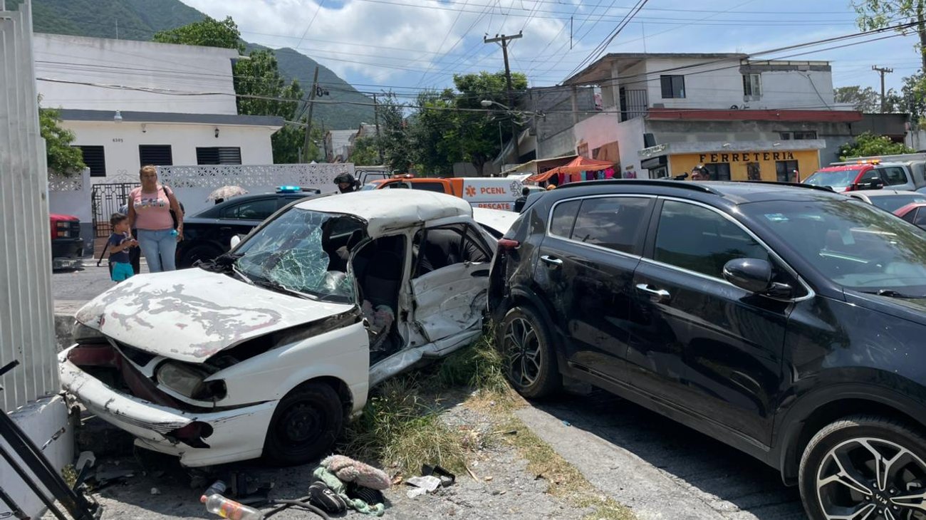 Conduce alcoholizado y termina prensado en Monterrey