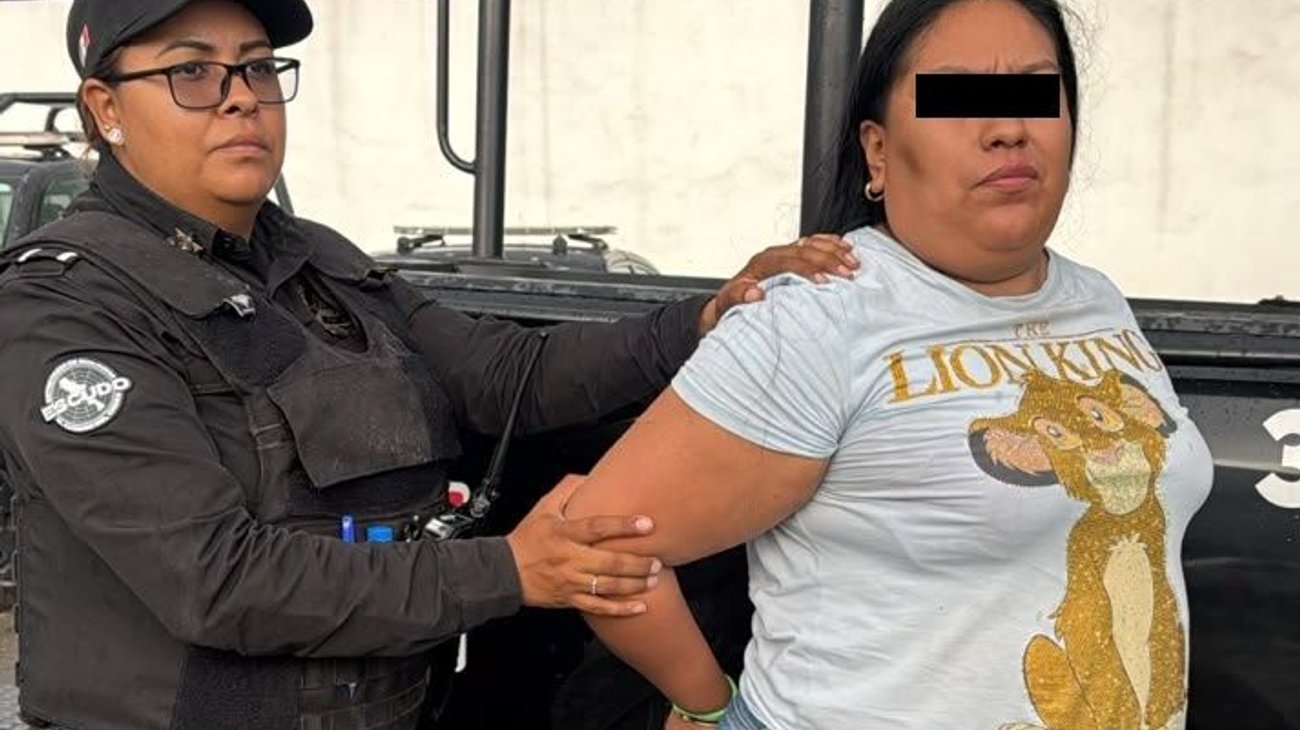 Detienen a mujer por robo en tienda departamental de Monterrey