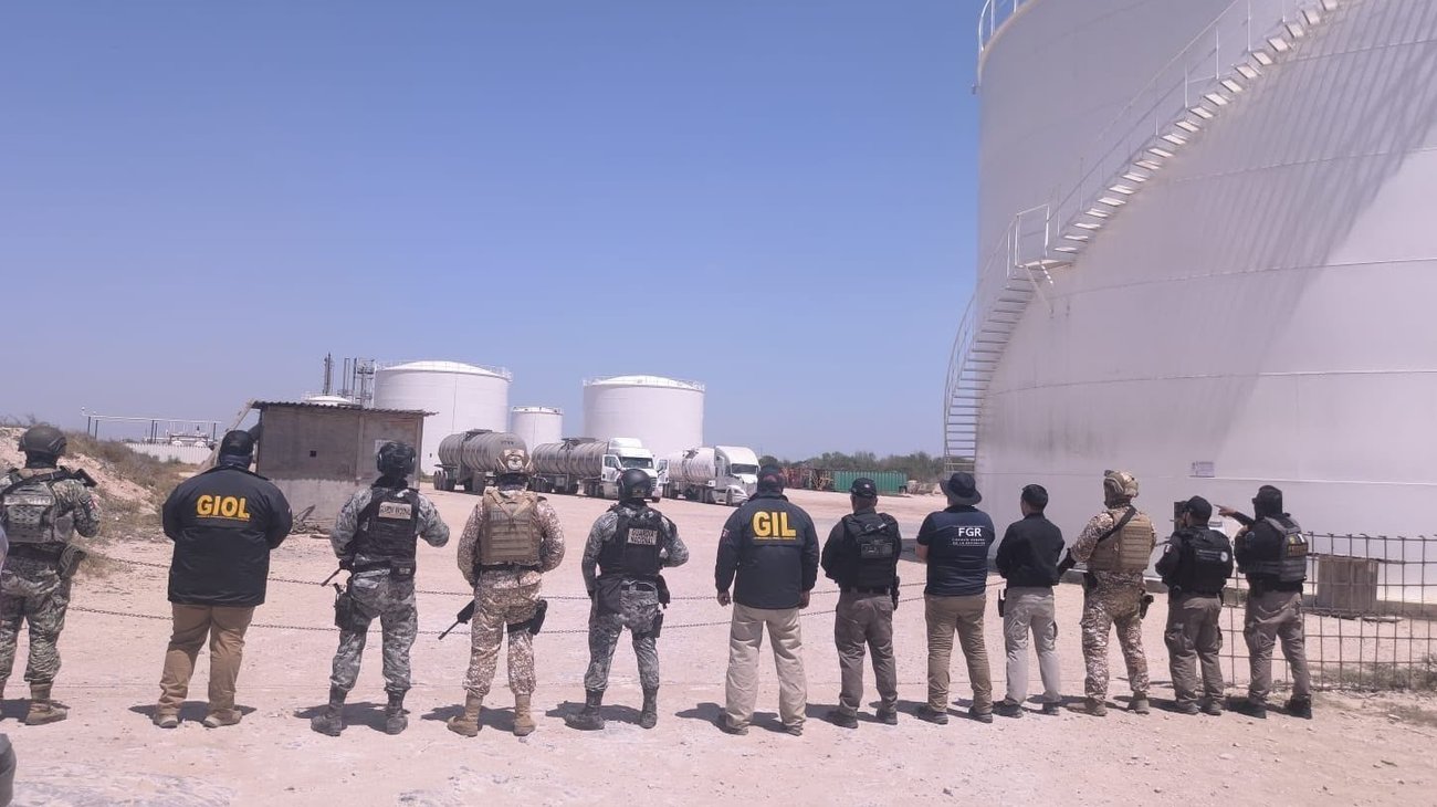 Autoridades aseguran 18 tanques con hidrocarburo en Reynosa
