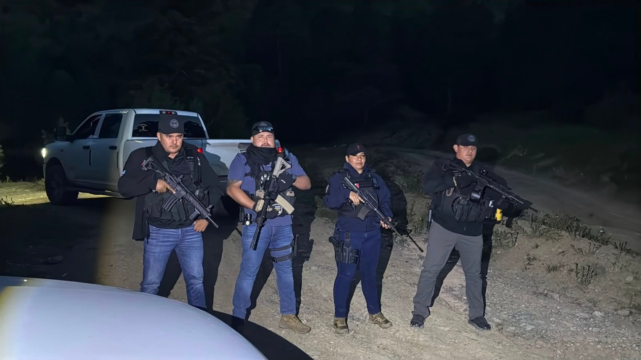 Localizan con drones a siete senderistas en Arteaga